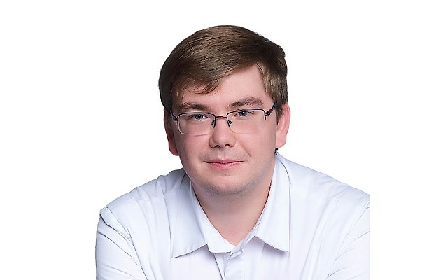 Белозёров Артем Евгеньевич