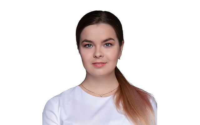 Белозёрова Елена Дмитриевна